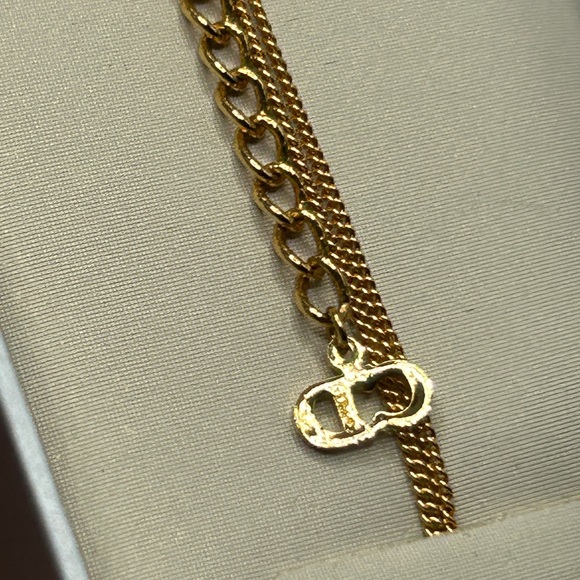 NEW DIOR CD Logo Necklace Gold NIB - Picture 8 of 14